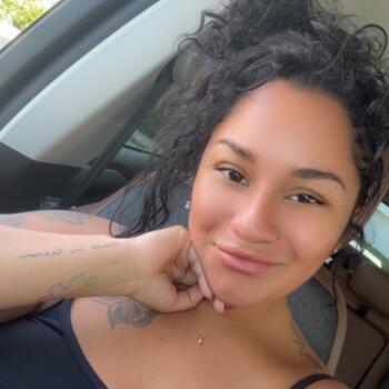 Babysitting job in Niagara Falls: Ada