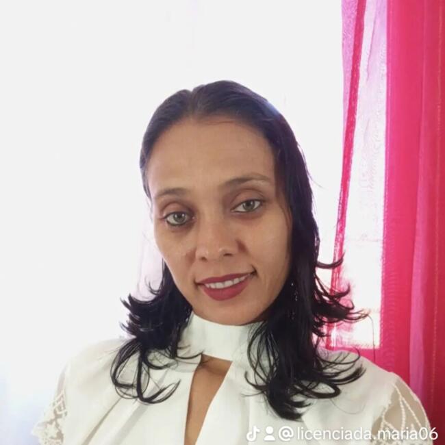 Niñera en Azua: María