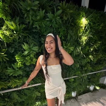 Babysitter in Hastings: Atareta-Paije