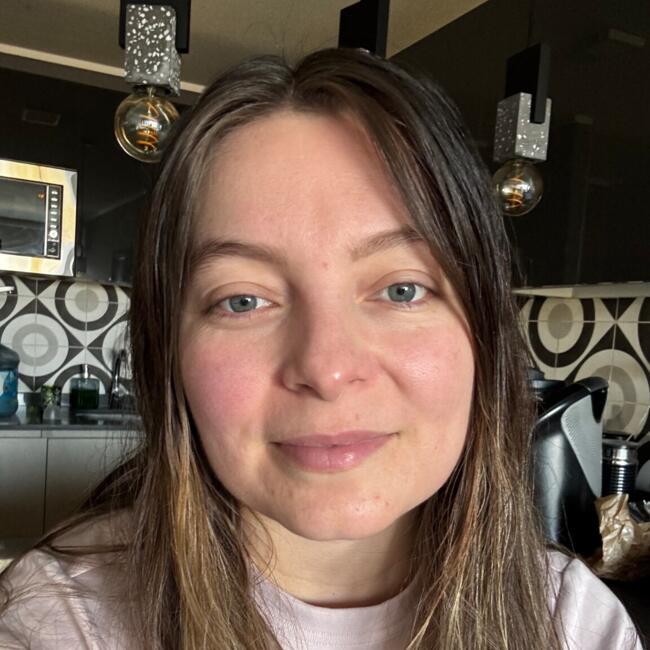 Babysitting job in Providencia: Dania