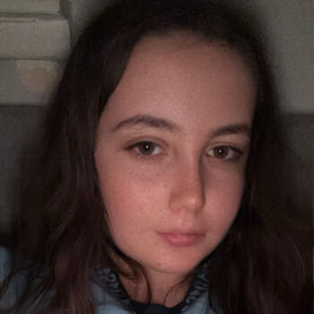 Babysitter Oldham: Aliyah
