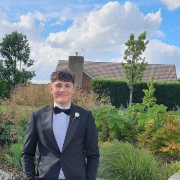 Babysitter in York: Carter