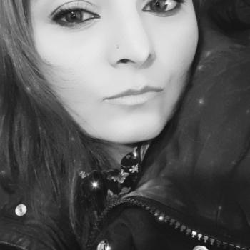 Babysitter Lucan: Zabeen