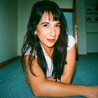 María