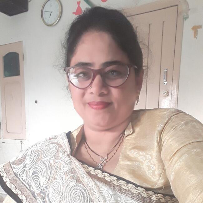 Babysitter in Sarkhej: Sabera