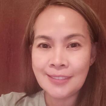 جليسة أطفال دبي: Susana