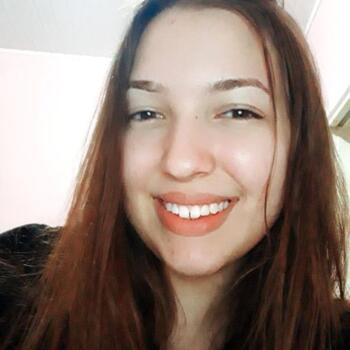 Babysitter in Laguna: Ana Carolina