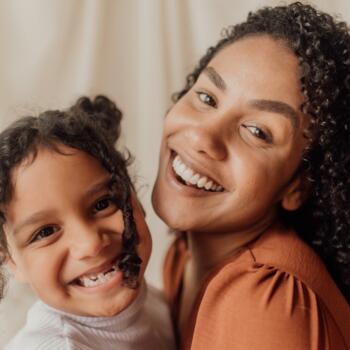 Babysitter in Mykonos: Raidnesantos