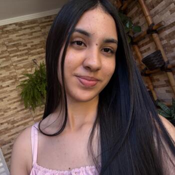 Babysitter in São Paulo (São Paulo): Nicole