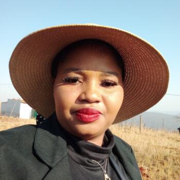 Nanny in Ulundi: Sithokomele