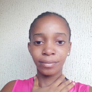 Babysitter in Warri: Nina