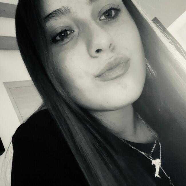Babysitter in Corbonod: Karla