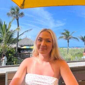 Babysitter in Tinley Park: Addison