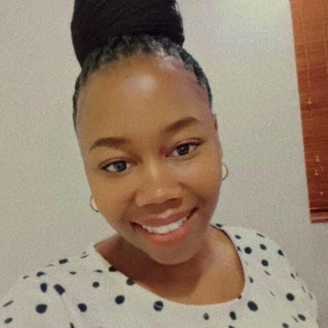 Nanny in Cape Town: Zandiswa