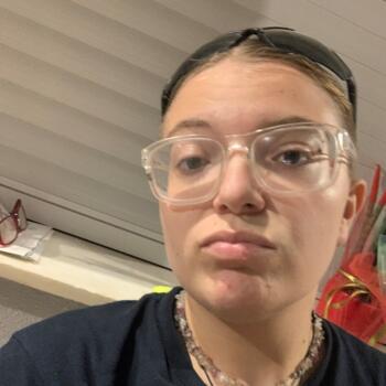 Babysitter in Nea Kios: Δημητρα