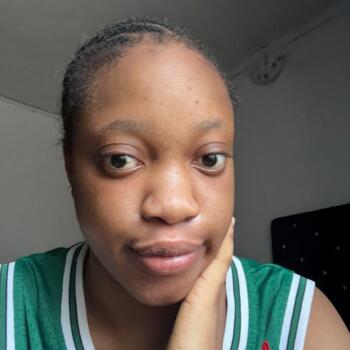 Babysitter in Ibadan: Esther