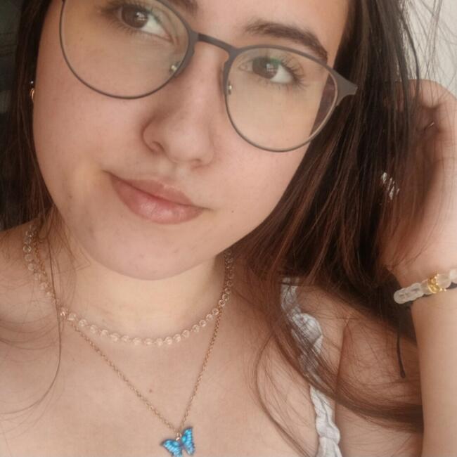 Babysitter in Lisbon: Sofia