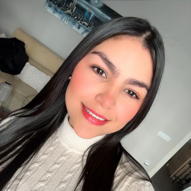 Babysitter in Cornellà de Llobregat: Yoselin paola