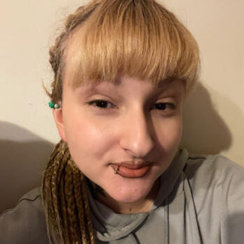 Canguro en Avilés: Sara