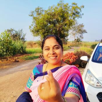 पिंपरी-चिंचवड में बेबीसिटर: HARSHA