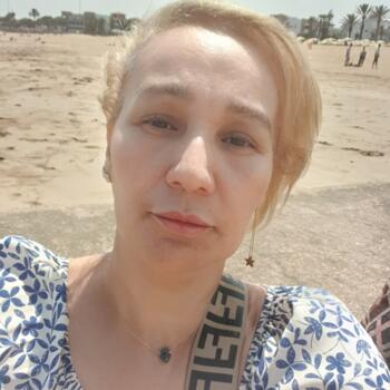 جليسة أطفال أكادير: Meryem