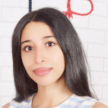 Babysitter in Rome: Abir