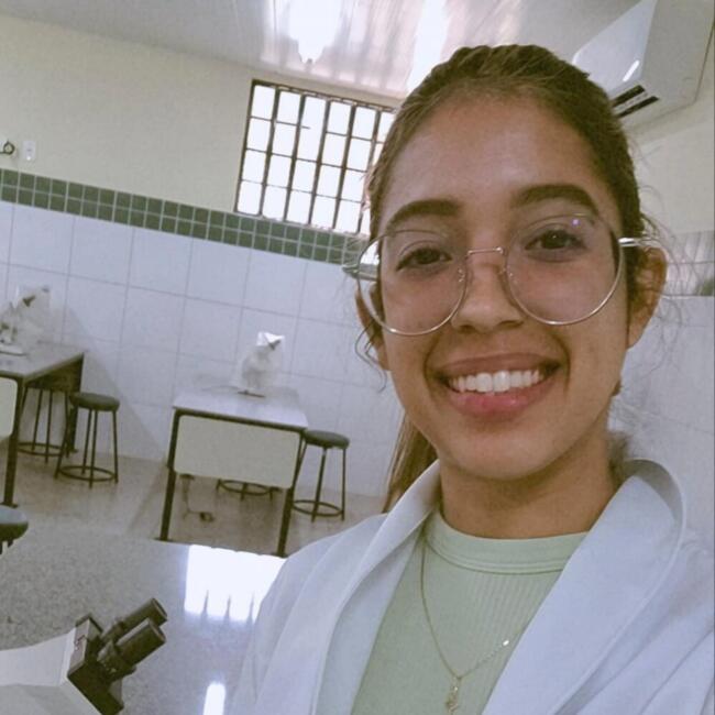 Babá em Teresina: Naiara
