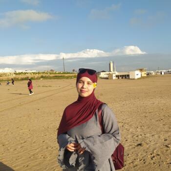 مربية أطفال سلا: Soukaina