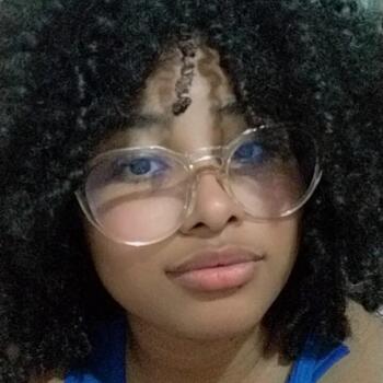 Babysitter in Salvador: Beatriz