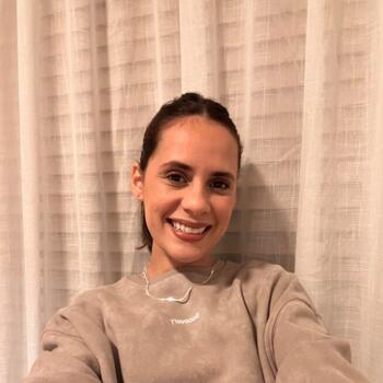 Babysitter in Palhoça: Raiza