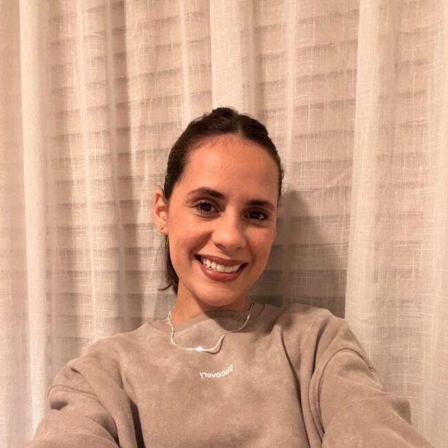 Babysitter in Palhoça: Raiza