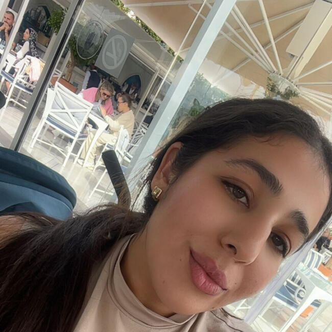 Babysitter in Istanbul: Houyem