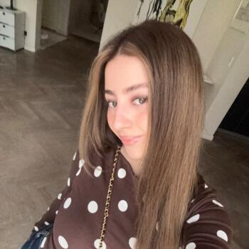 Babysitter in Berlin: Lara