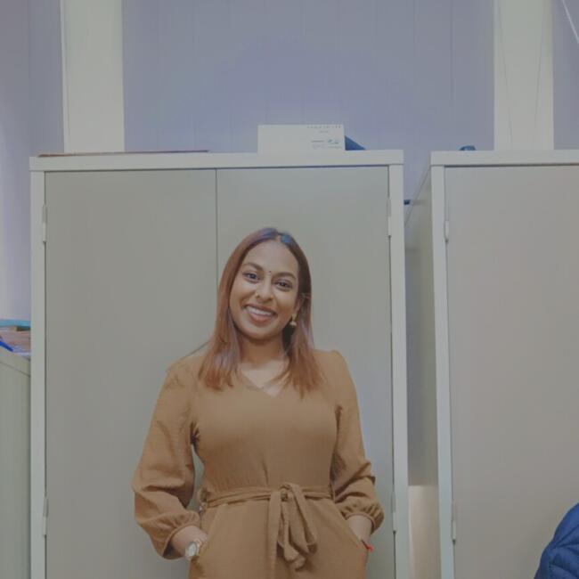 Babysitter in New Germany: Divashni