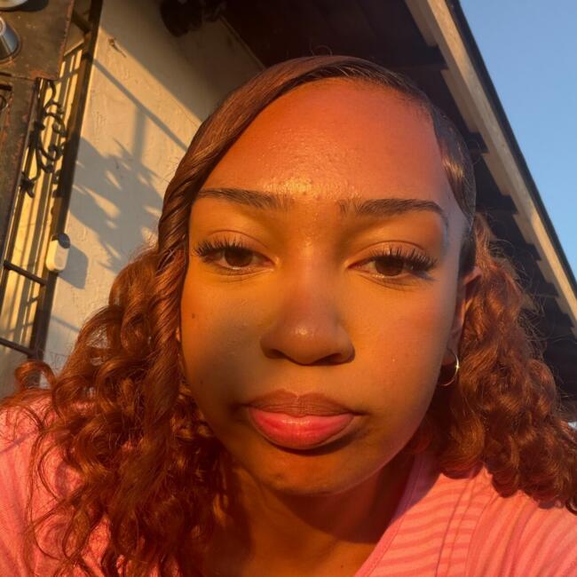 Babysitter in San Diego: Deztinie