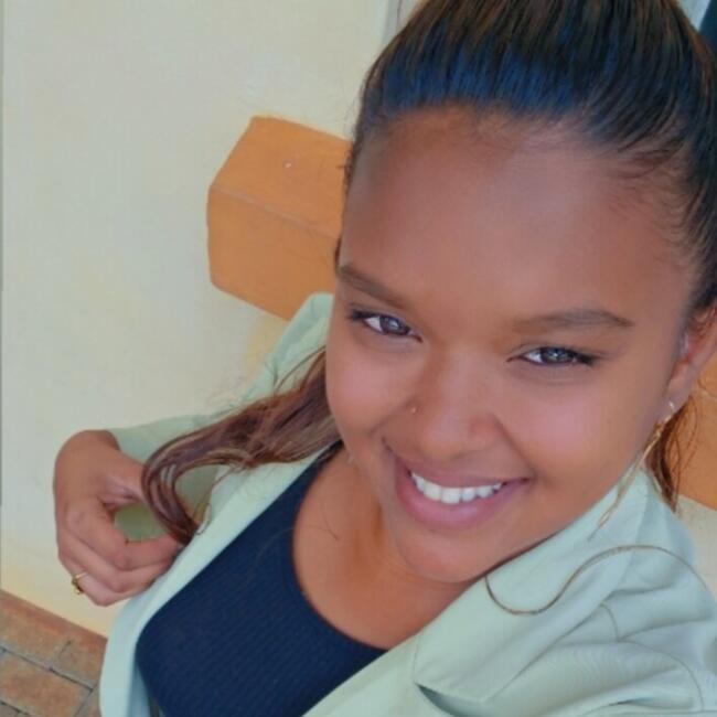 Babysitter in Port-Louis: Madison