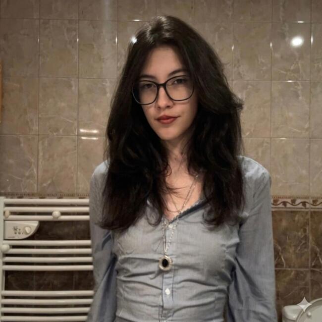 Babysitter in Longèves: Sabrina