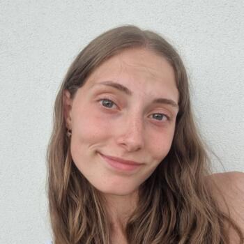 Babysitter Aix-en-Provence: Loline