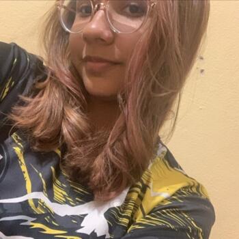 Babysitter São Lourenço da Mata: Hellen