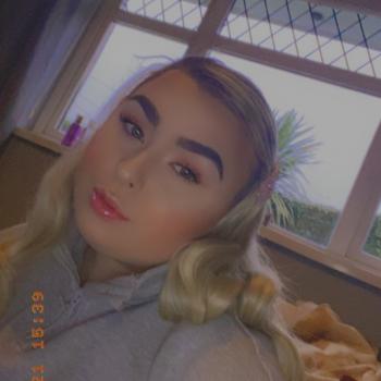 Babysitter in Chichester: Chloe
