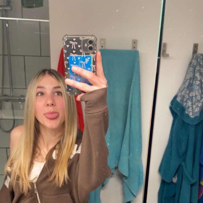 Oppas in Putte: Indira