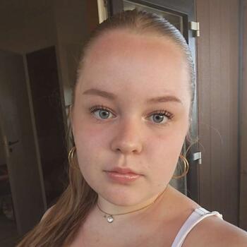 Babysitter in Le Havre: Faustine