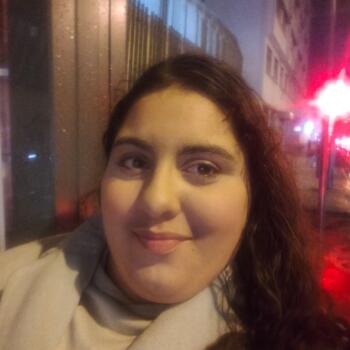 Babysitter in Almada: Inês