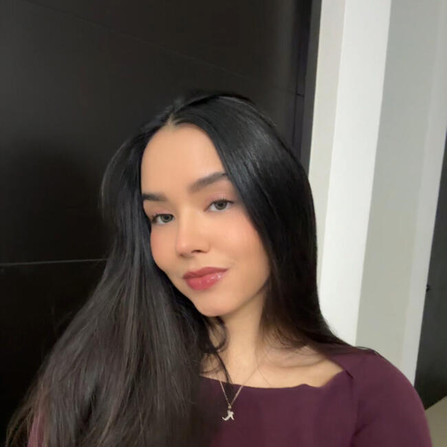 Babysitting job in La Paz: Regina Cardoza