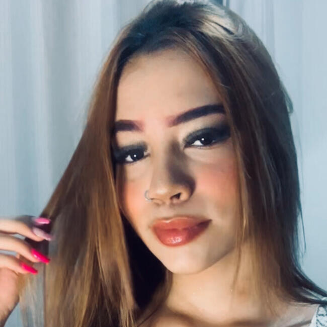 Babysitter in Londrina: Ana Beatriz