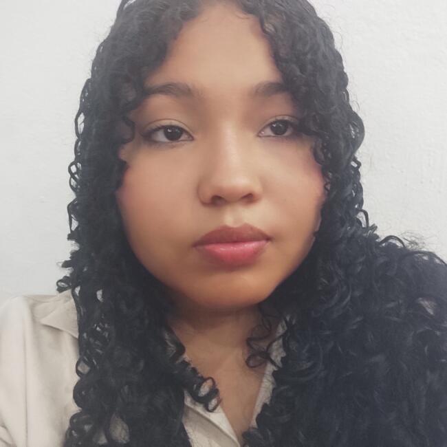 Babysitter στην περιοχή Soledad: Daniela