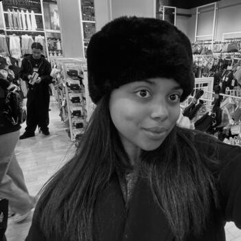 Babysitter in London: Daya