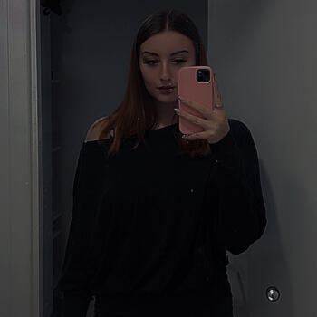 Babysitter in Wolverhampton: Jade