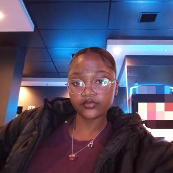 Babysitter Port Elizabeth: Tarquinay