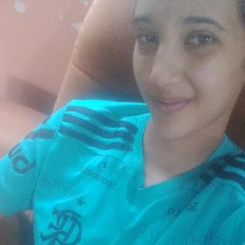 Babysitter in Paragominas: Bruna